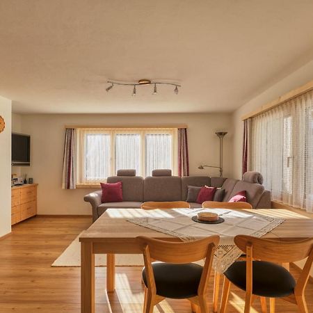 Chasa Plajet Appartement Ramosch Buitenkant foto