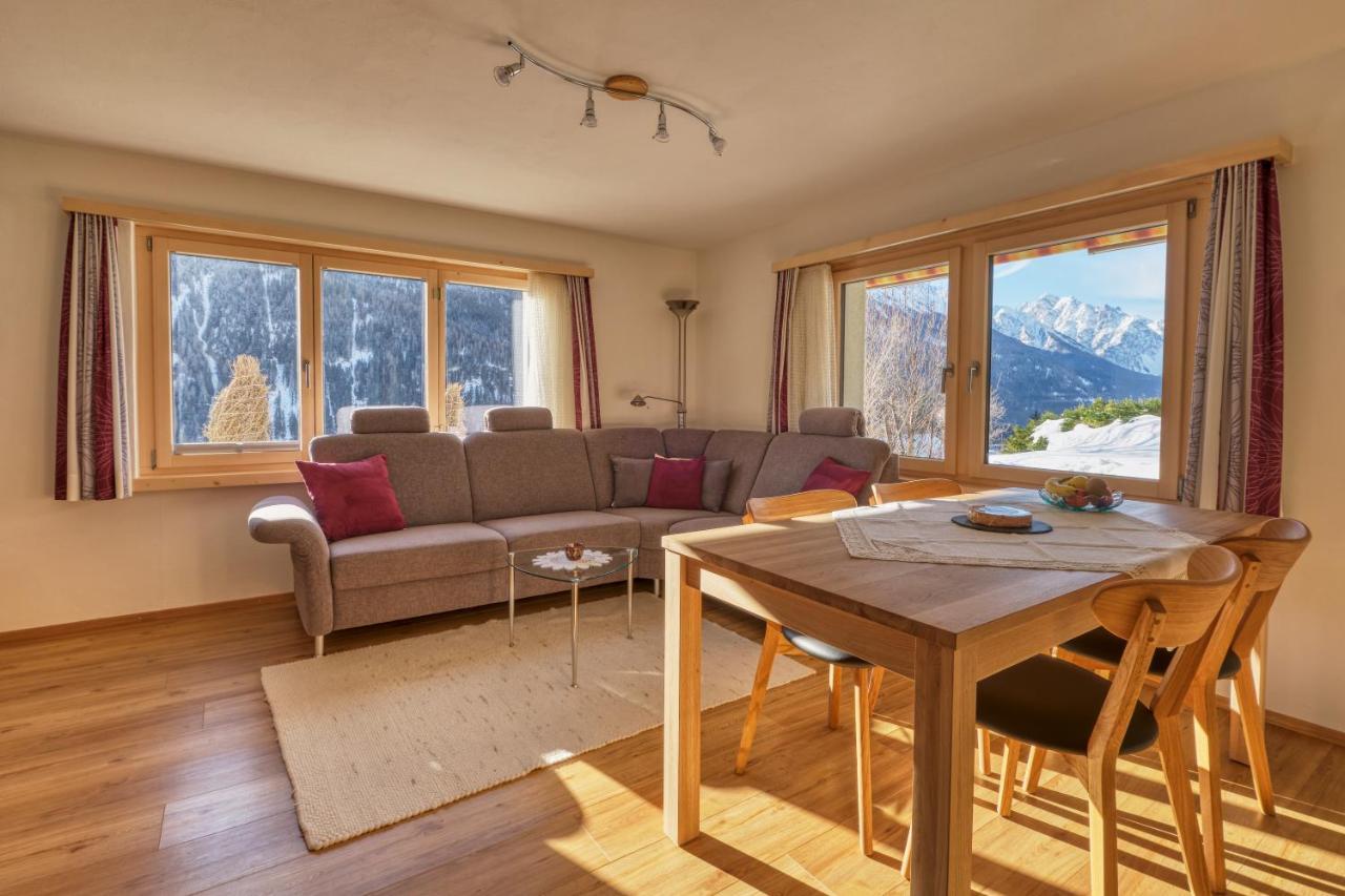 Chasa Plajet Appartement Ramosch Buitenkant foto